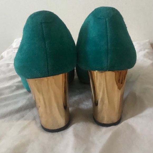 Dolce Vita golden heels - Picture 4 of 5